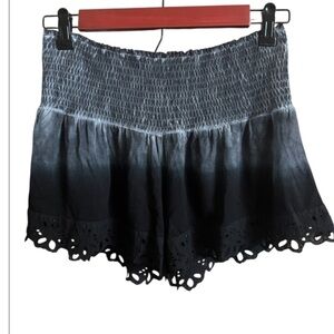 POL Elastic Waist Crochet Hem Ombré Flowy Shorts NWOT